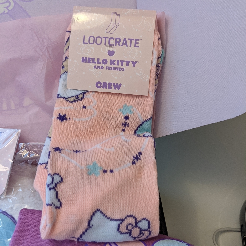Hello kitty and Friends LoopCrate Box - Picture 9 of 11